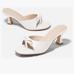 NIB Coutgo White Bow Kitten Heel Mules Sandals Size 8